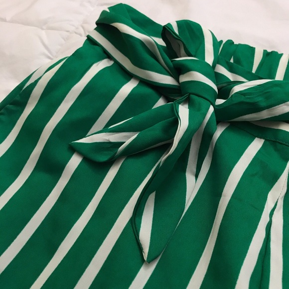 Green pants with white stripes from Mango. - Picture 2 of 4